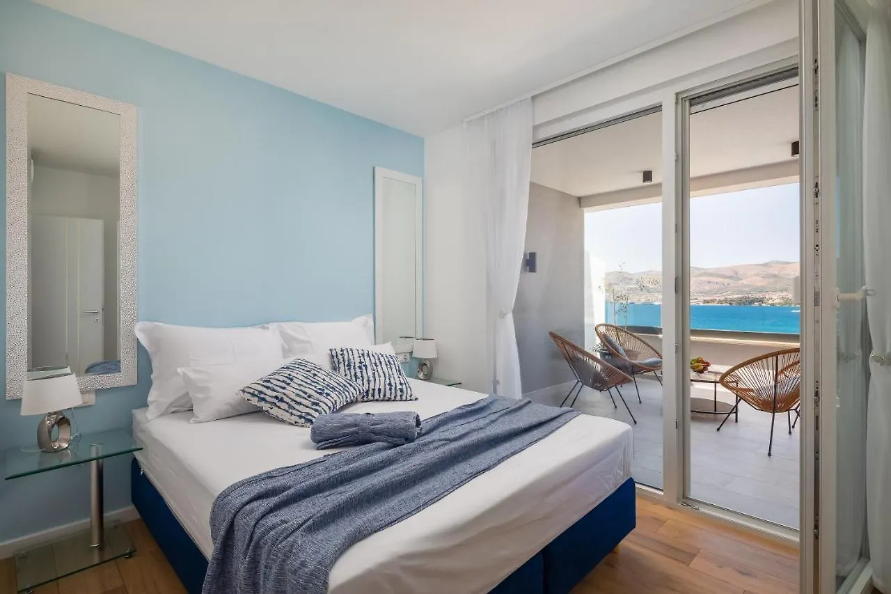 Luxury Apartment Dreams In Okrug With Swimming Pool, Sea View, Wifi, Parking Trogir