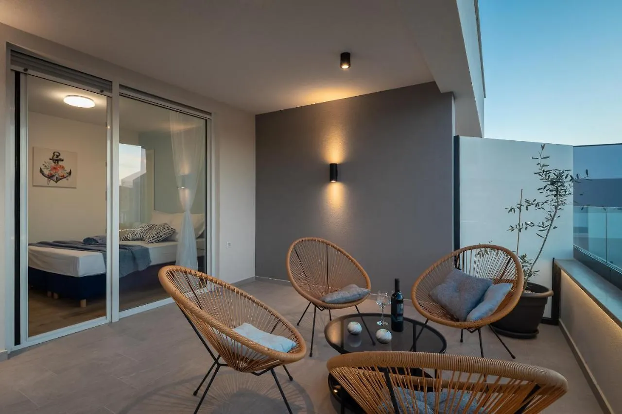 Luxury Apartment Dreams In Okrug With Swimming Pool, Sea View, Wifi, Parking Trogir