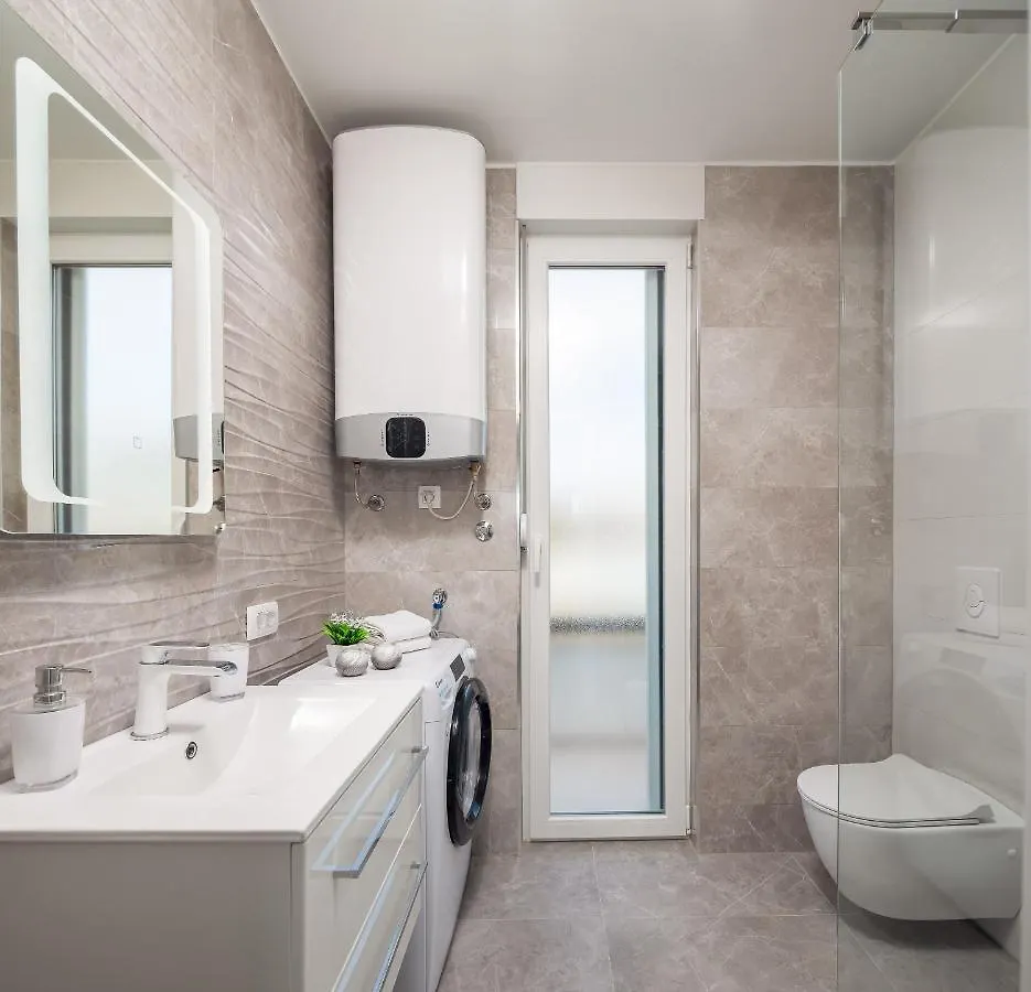 Luxury Apartment Dreams In Okrug With Swimming Pool, Sea View, Wifi, Parking Trogir 0*,  Croatia
